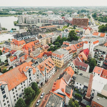 Lieblingsapartment No.10 Mit 2 Schlafzimmern Und Eigener Terrasse Rostock Exterior foto